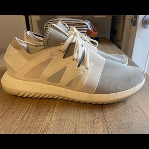 Size 9 women’s Adidas Shoes